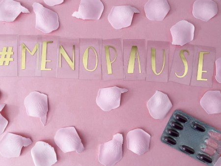 ΕΜΜΗΝΟΠΑΥΣΗ: Στηρίζοντας τις γυναίκες σε αυτή τη νέα φάση της ζωής τους