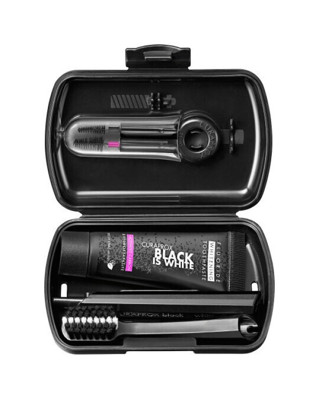 Curaprox Travel Set Black is White Πακέτο Στοματικής Υγιεινής Ταξιδίου με Λευκαντική Οδοντόκρεμα 10ml, Οδοντόβουρτσα Πτυσσόμενη, 1τεμ, Μεσοδόντιο Βουρτσάκι Καθαρισμού, 2τεμ & Κουτί Μεταφοράς, 1τεμ, 1σετ